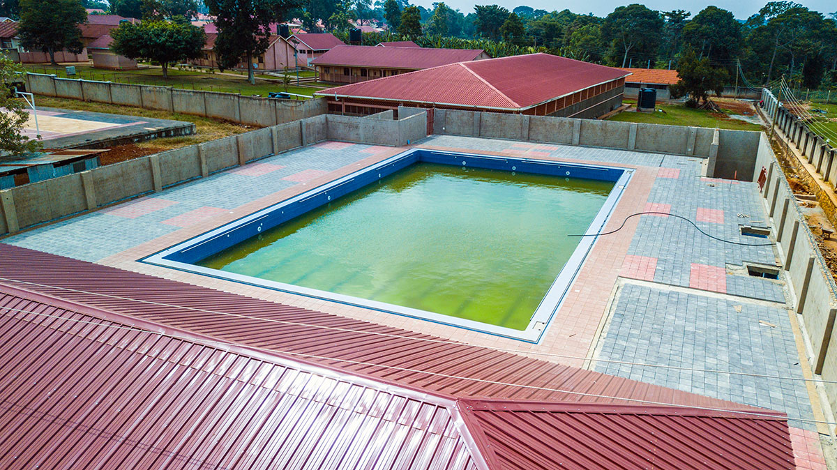 Modern swimming pool neariing completion